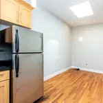 Rent 2 bedroom apartment in Brooklyn