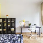 Rent a room in milan