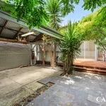 Rent 4 bedroom house in Port Melbourne