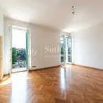 Rent 8 bedroom apartment of 170 m² in Verona