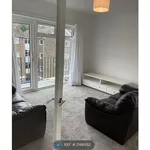 Rent 3 bedroom apartment in Yorkshire And The Humber