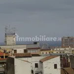 Affitto 4 camera appartamento di 110 m² in Catania