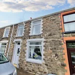 Rent 3 bedroom apartment in Wales