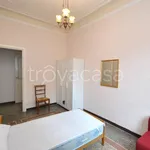 Rent 6 bedroom apartment of 130 m² in Genova