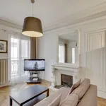 Appartement de 646 m² avec 2 chambre(s) en location à Paris