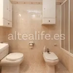 Rent 3 bedroom apartment of 120 m² in Altea