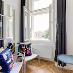 Rent 5 bedroom apartment in Prague