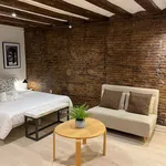 Alquilo 3 dormitorio apartamento de 40 m² en Barcelona