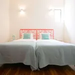 Rent 3 bedroom apartment of 100 m² in lisbon