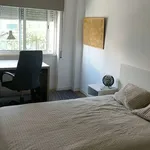 Rent a room of 115 m² in lisbon