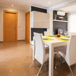 Rent 4 bedroom apartment of 73 m² in Valencia