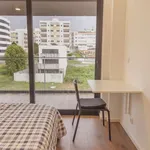 Quarto de 100 m² em porto