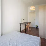 Rent a room in lisbon