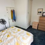 Rent 3 bedroom flat in West Midlands