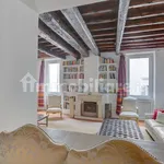 Rent 5 bedroom house of 349 m² in Rome