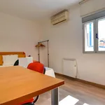 Rent 4 bedroom apartment in Madrid