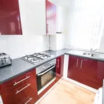 Rent 4 bedroom house in Leeds