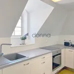 Pronajměte si 3 ložnic/e byt o rozloze 126 m² v Prague