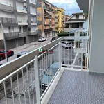 Affitto 3 camera appartamento di 65 m² in San Benedetto del Tronto