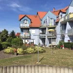 Hübsche Dachgeschosswohnung, Balkon und Wannenbad, Blick ins Grüne, Stellplatz