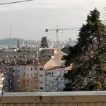 Rent 3 bedroom apartment in Porto