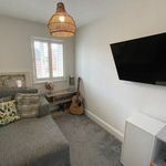 Rent 3 bedroom house in East Midlands