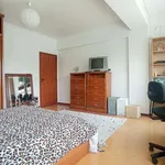 Rent a room in lisbon