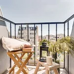 Appartement de 60 m² avec 3 chambre(s) en location à Paris