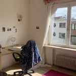 Rent a room of 350 m² in brussels