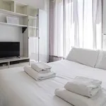 Rent 1 bedroom apartment of 35 m² in milan