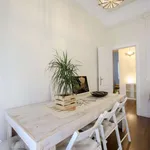 Rent a room of 180 m² in valencia