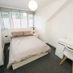 Rent 6 bedroom house in Leeds