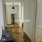 Rent 5 bedroom apartment of 77 m² in Geneva