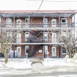 Rent 5 bedroom apartment in Sherbrooke