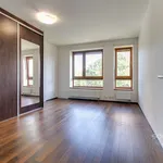 Pronajměte si 3 ložnic/e byt o rozloze 99 m² v Praha