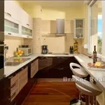 Rent 3 bedroom apartment of 101 m² in Split