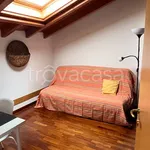 Rent 4 bedroom apartment of 146 m² in Varese