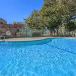 Rent 1 bedroom apartment in Santa Clarita