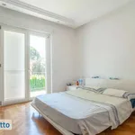 Rent 6 bedroom house of 320 m² in Rome