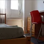 Rent a room in lisbon