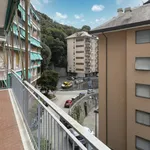 Rent 7 bedroom apartment of 105 m² in Genova