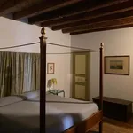 Rent 4 bedroom apartment of 80 m² in Venice