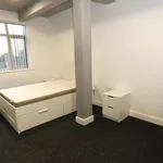 Rent 3 bedroom flat in West Midlands