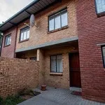 Rent 2 bedroom apartment of 42 m² in Pretoria