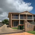 Rent 2 bedroom house in Rosslea