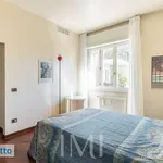 Rent 2 bedroom apartment of 85 m² in Milan