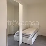 Rent 1 bedroom apartment of 85 m² in Ponte dell'Olio