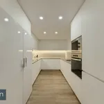 Rent 5 bedroom apartment in Barcelona