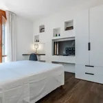 Rent 2 bedroom apartment of 80 m² in bologna