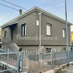 Rent 3 bedroom house of 90 m² in Piacenza